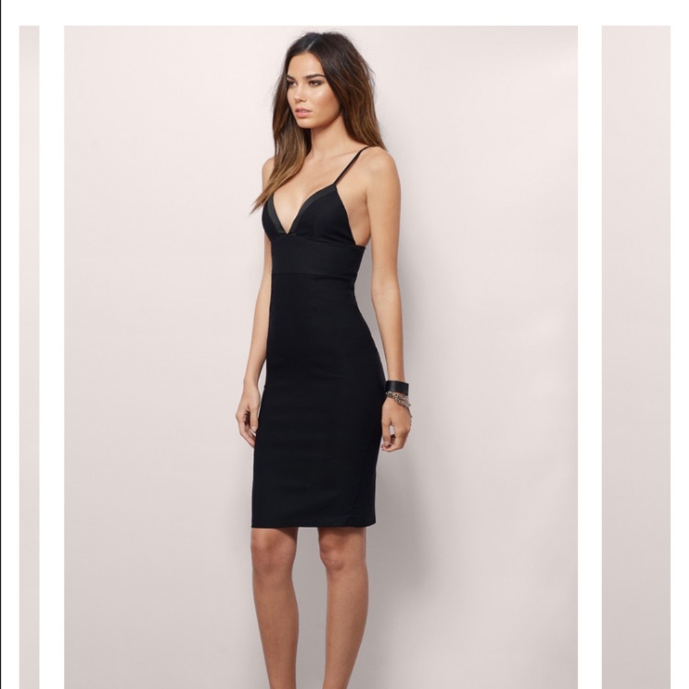 Tobi Black Midi Dress